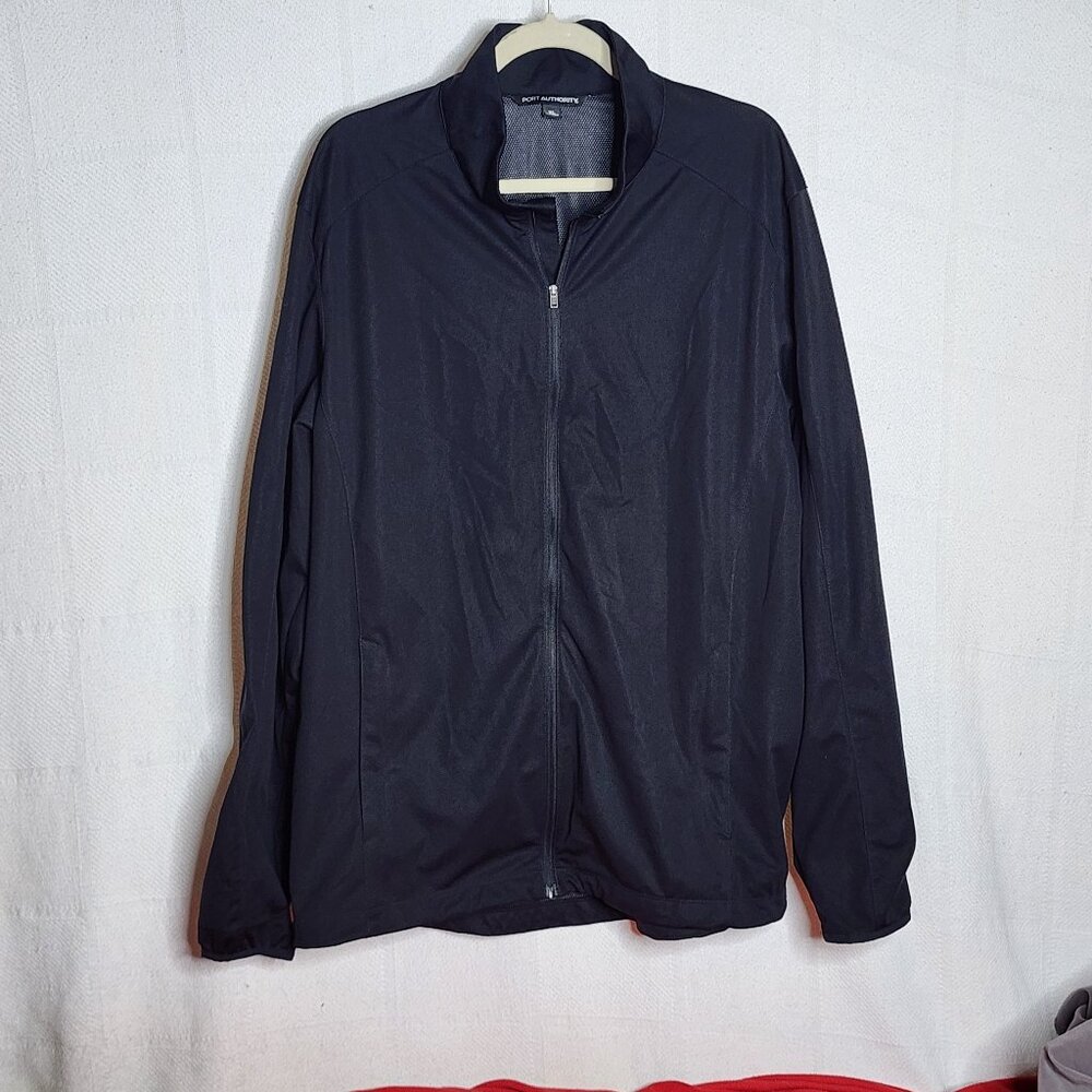 Port Authority Men Active Black Poly Soft Shell Mesh Lined Full Zip Rain Jacket